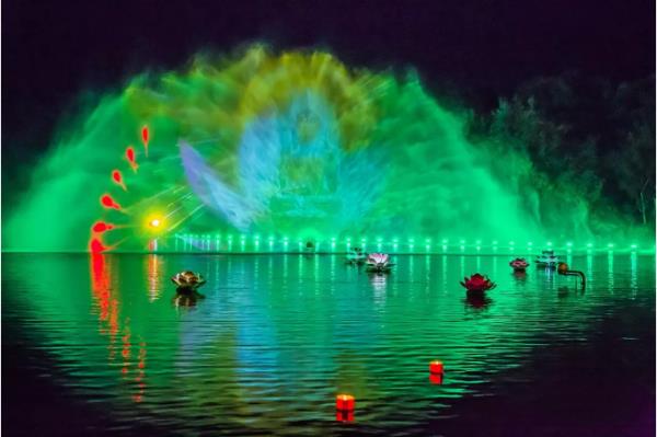 “澜沧江·湄公河之夜”歌舞篝火晚会 “澜沧江·湄公河之夜”歌舞篝火晚会