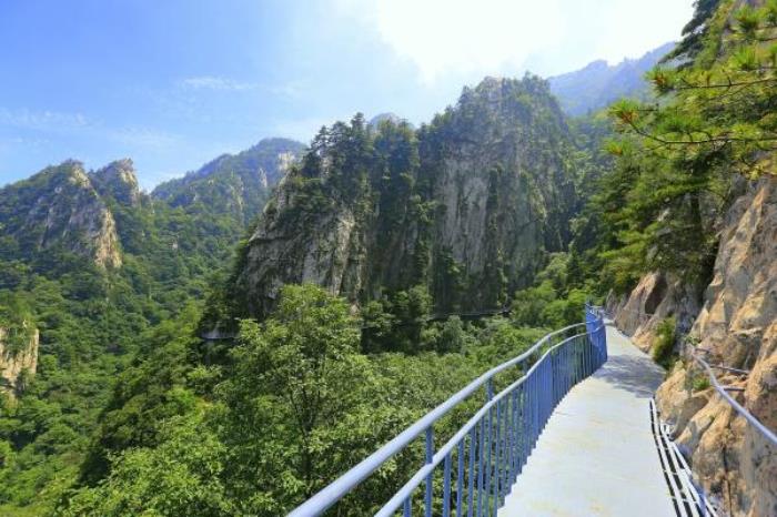 平顶山尧山风景区 平顶山尧山风景区