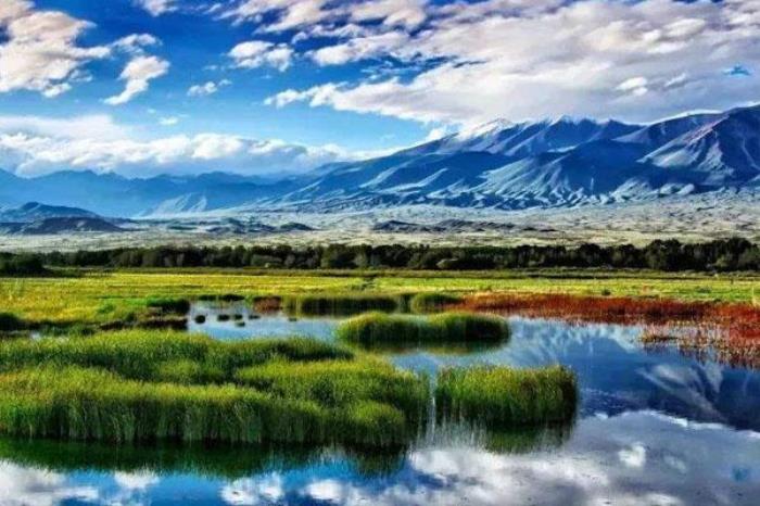 博格达圣泉景区