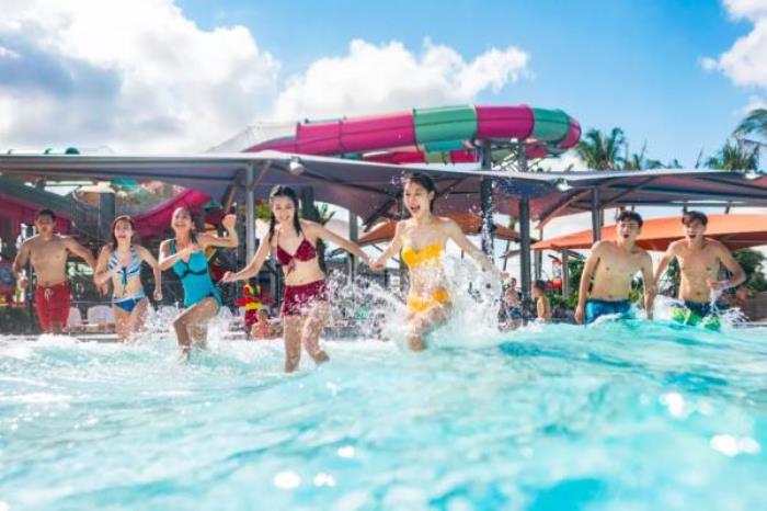 海口狂欢水世界 海口狂欢水世界