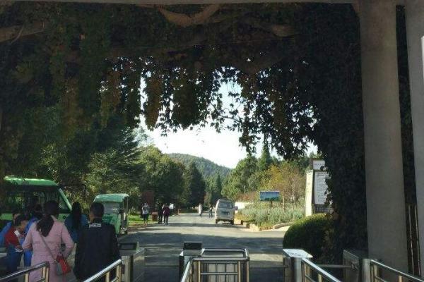 珠江源广场 珠江源广场