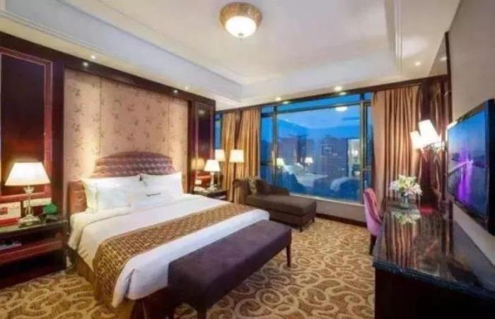 清远黄腾峡天门悬廊