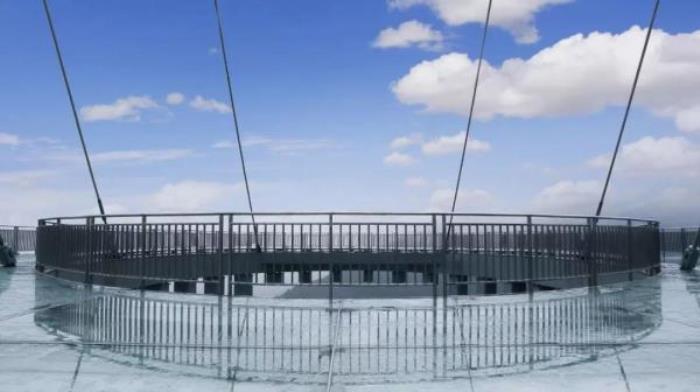 清远黄腾峡天门悬廊