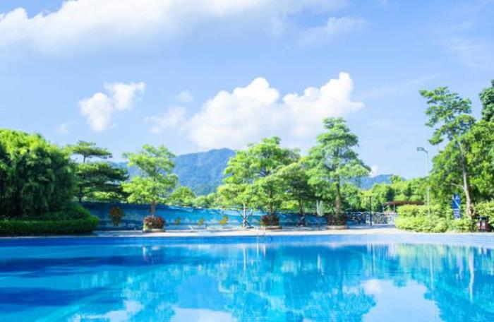 森波拉冰川水谷