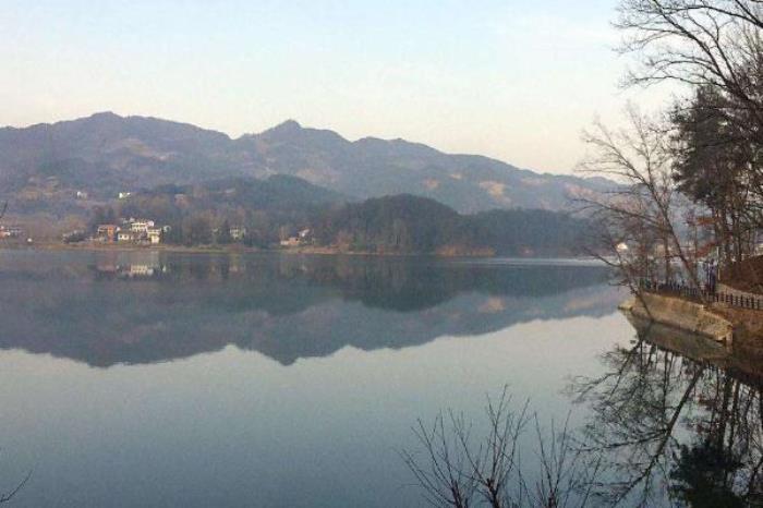 红寺湖景区 红寺湖景区