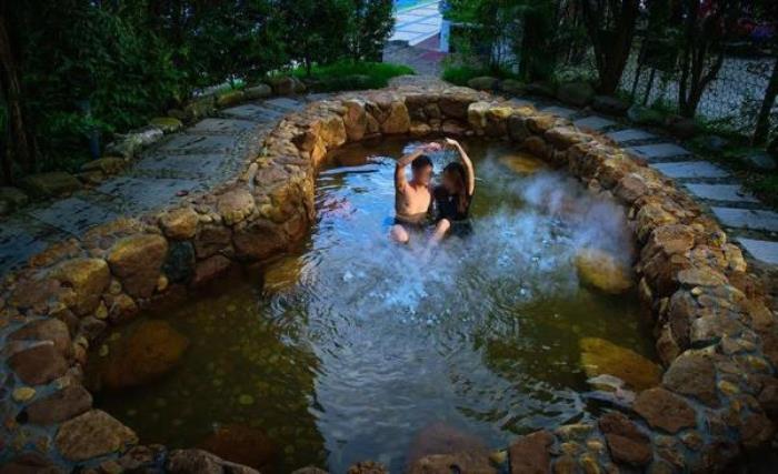 清新景泉温泉度假区 清新景泉温泉度假区