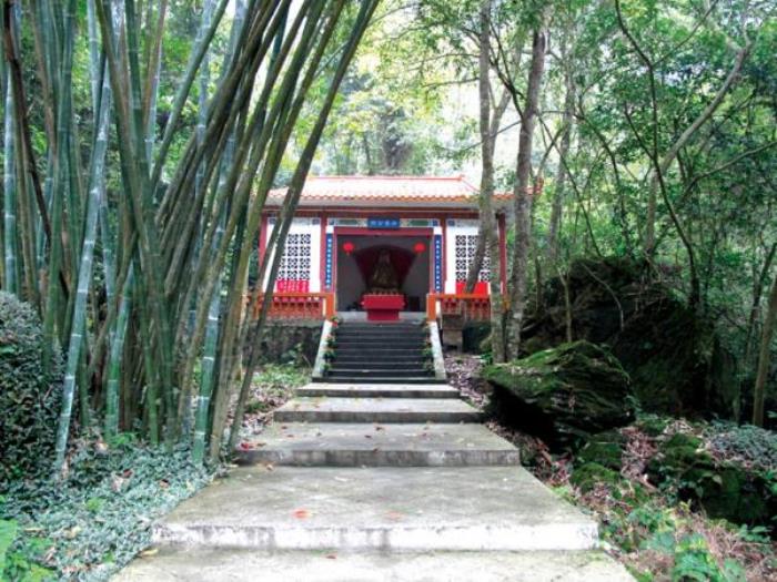 广西龙虎山风景区