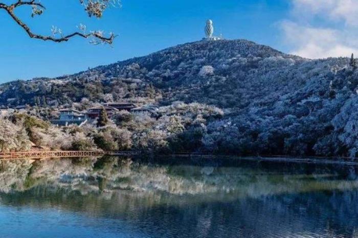 峨嵋峰自然保护区