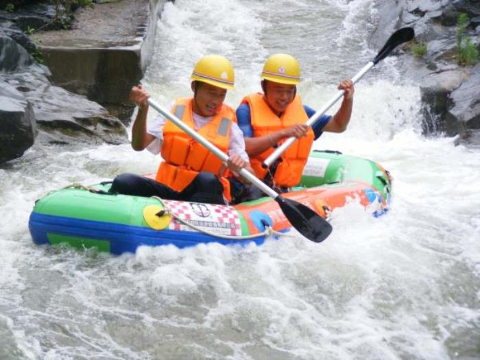 霍山大峡谷漂流 霍山大峡谷漂流