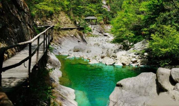 霍山大峡谷漂流 霍山大峡谷漂流
