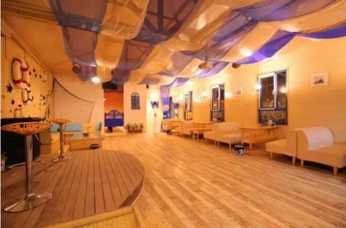 青草坡莱芠小镇