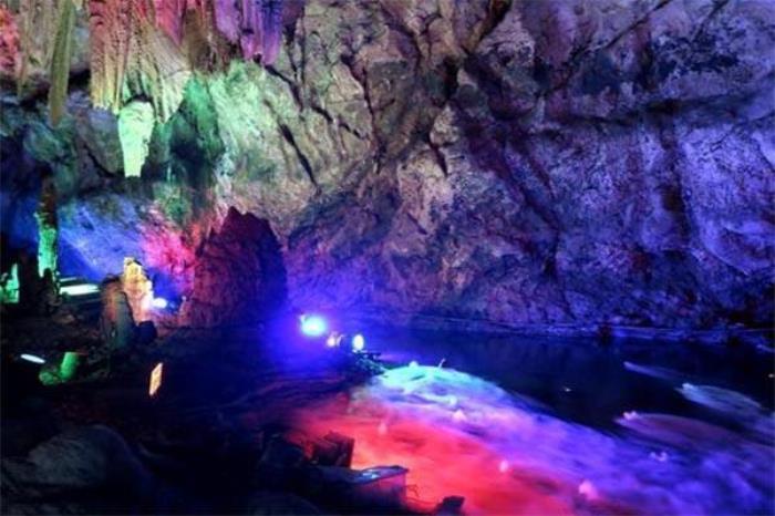 都乐岩景区 都乐岩景区