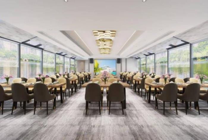 佛山三龙湾1号一层船票+游轮融合餐 佛山三龙湾1号一层船票+游轮融合餐