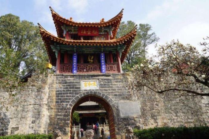 金殿国家森林公园