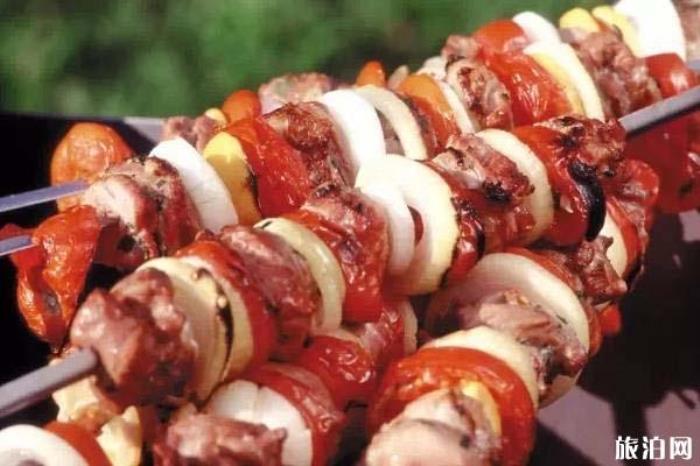 俄罗斯特色美食推荐 俄罗斯有哪些特色美食 俄罗斯特色美食推荐 俄罗斯有哪些特色美食