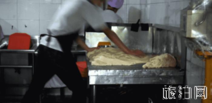 兰州拉面为什么好吃 兰州拉面去哪里吃