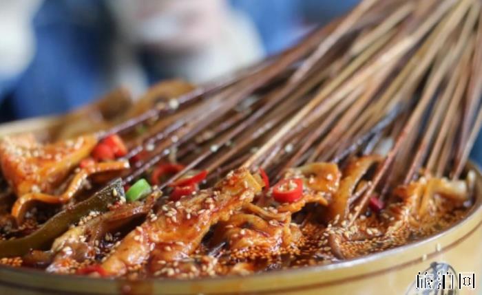 乐山有哪些好吃的美食 乐山旅游美食攻略 乐山有哪些好吃的美食 乐山旅游美食攻略