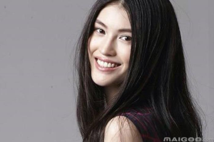 中国女模特(上世纪80年代中国女模特)