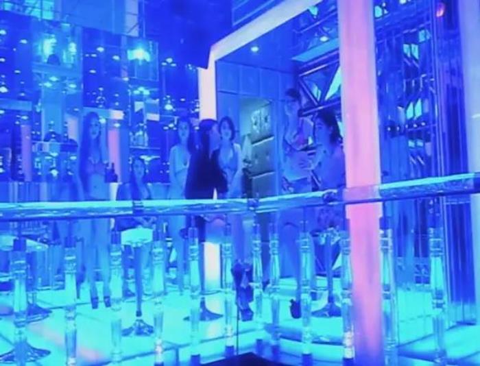  伴游网“伴游”白天陪玩晚上陪睡(图) 