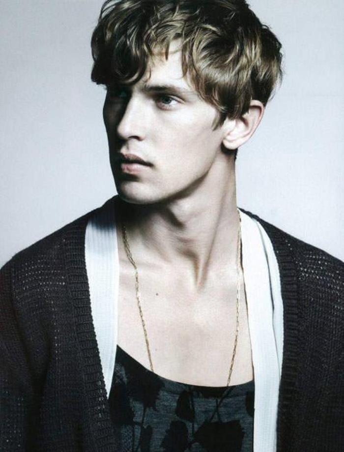 超级男模(超级男模的意思)