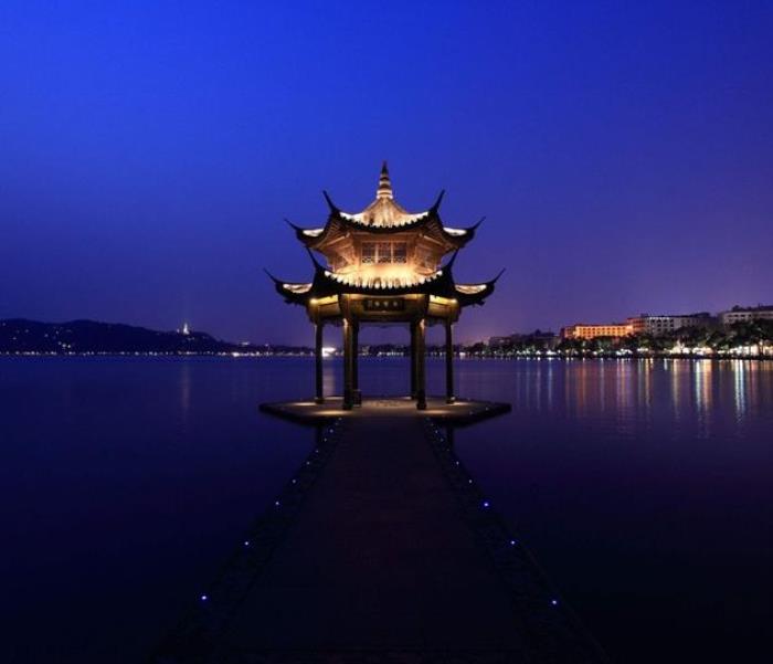 杭州游玩攻略(杭州游玩攻略二天)