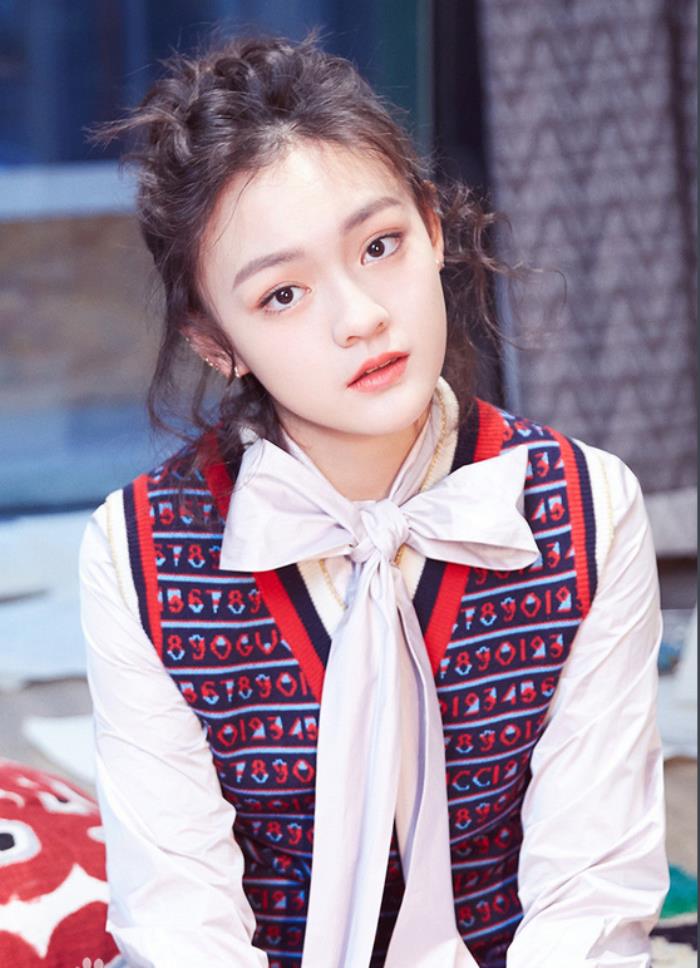 00后女明星(00后女明星热度排名)