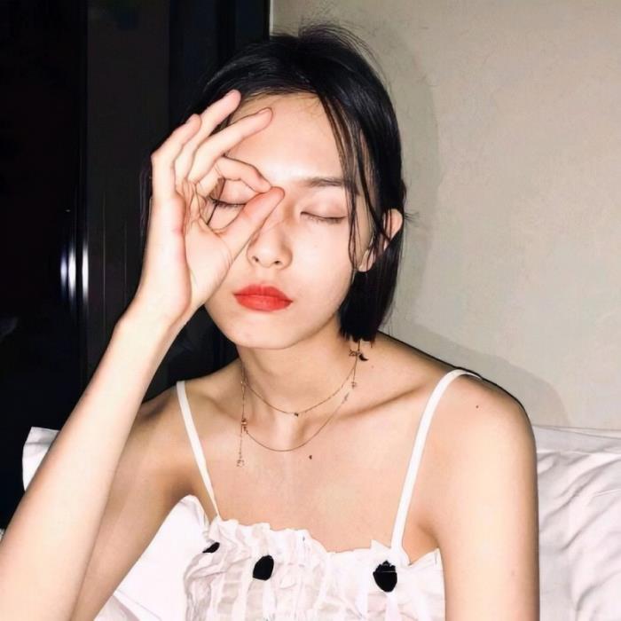  私人陪游 “陪游”门槛低月薪高吸引女性眼球 