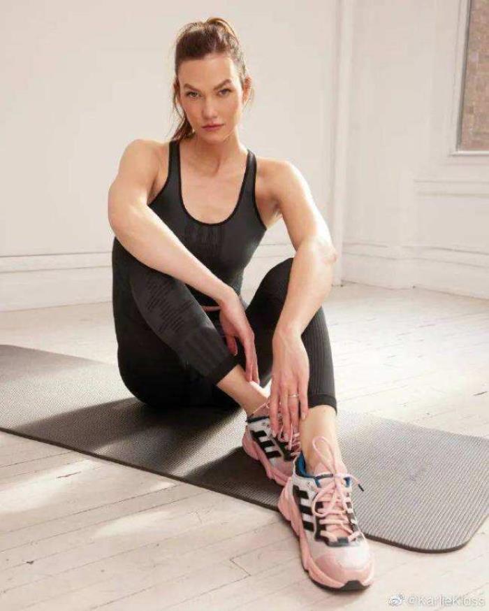 超模(超模何穗)