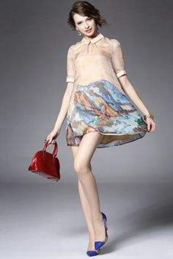 女模特(女模特不顾母亲阻拦寻生父)