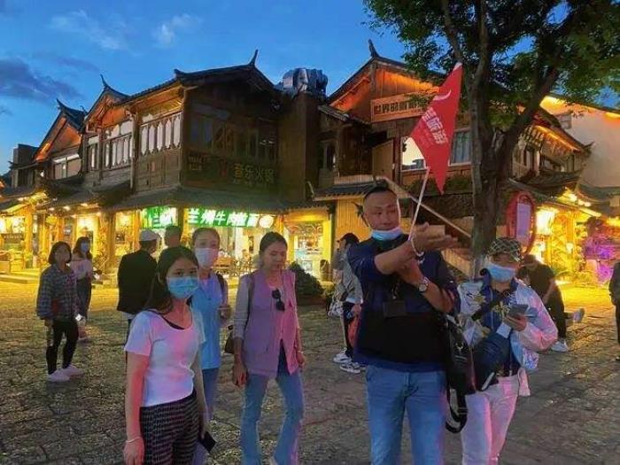 跟团游(跟团游注意事项)