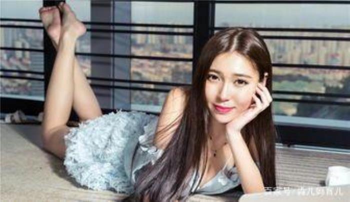  白天陪玩晚上陪睡——“”