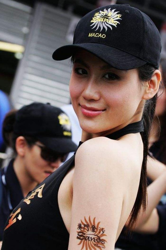 赛车宝贝(数码宝贝赛车)